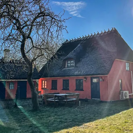 Holiday home Amazing In With Wifi Aeroskobing